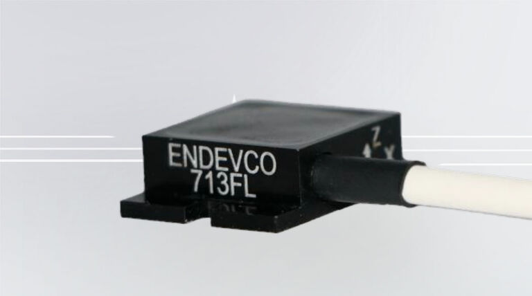 Triax-Beschleunigungssensor Modell 713 für Fahrzeugaufprallmessungen